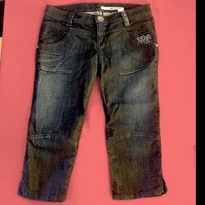 DKNY Capri Jeans
